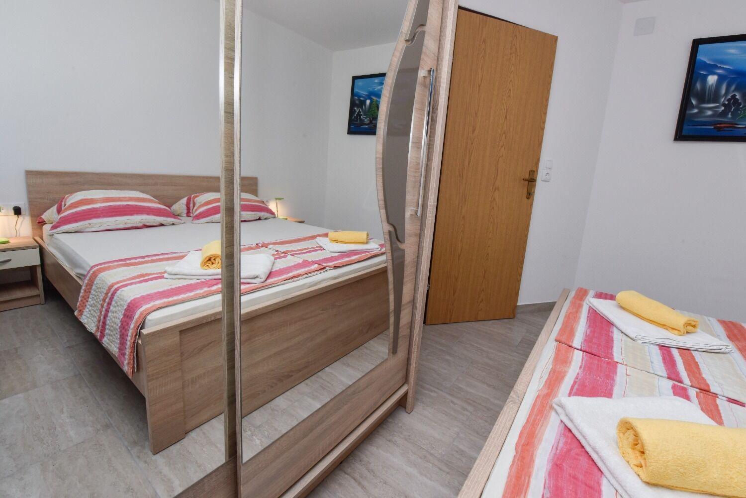 Apartments Mark - 200 M From Sea Novalja Ngoại thất bức ảnh
